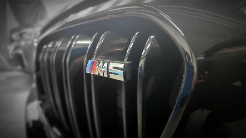 BMW M5 Competition: Kidney grille detail